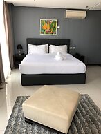 Upperhouse Hotel Formerly Pacifico Boutique by Hiverooms