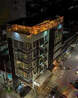 The Upperhouse Hotel – Boutique Stay with City & River Views
