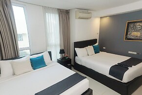 The Upperhouse Hotel – Boutique Stay with City & River Views