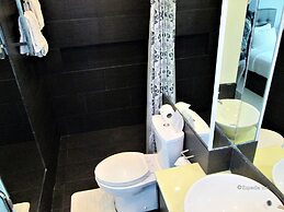 Upperhouse Hotel Formerly Pacifico Boutique by Hiverooms