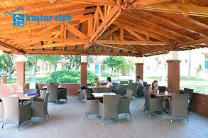 Kustur Club Holiday Village