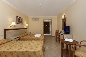 Kustur Club Holiday Village