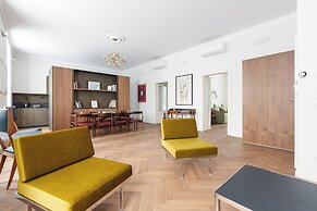 Brera Apartments in San Babila