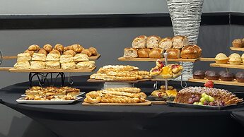 Holiday Inn Johannesburg Airport by IHG