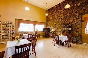 OYO Hotel Lebanon MO I-44