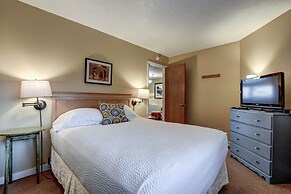 The Waves/The Argonauta Inn/The White Heron Lodge