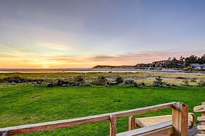 The Waves/The Argonauta Inn/The White Heron Lodge