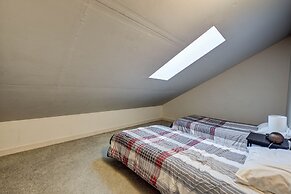 The Waves/The Argonauta Inn/The White Heron Lodge