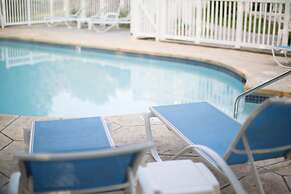 Somerset Inn & Suites