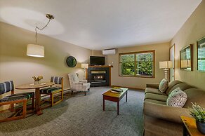 Somerset Inn & Suites