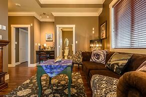 Brookside Inn Boutique Hotel