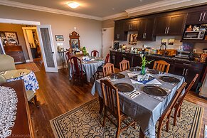 Brookside Inn Boutique Hotel