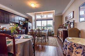 Brookside Inn Boutique Hotel