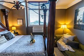 Brookside Inn Boutique Hotel