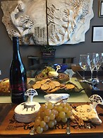 Brookside Inn Boutique Hotel