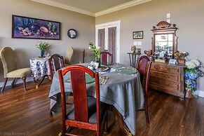 Brookside Inn Boutique Hotel