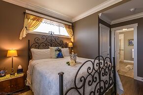 Brookside Inn Boutique Hotel