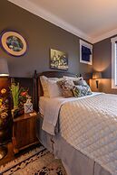 Brookside Inn Boutique Hotel