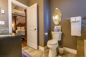 Brookside Inn Boutique Hotel