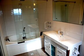 Deville at Healesville