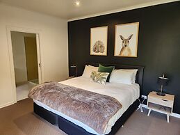 Deville at Healesville