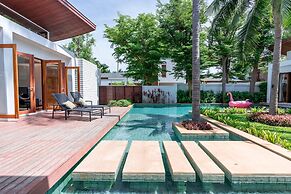 PRAN-A-LUXE Exclusive Pool Villa