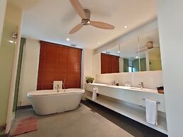 PRAN-A-LUXE Exclusive Pool Villa