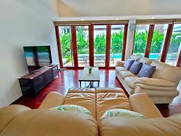 PRAN-A-LUXE Exclusive Pool Villa