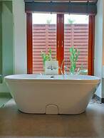 PRAN-A-LUXE Exclusive Pool Villa