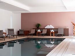 Mercure Maintenon