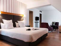 Mercure Maintenon