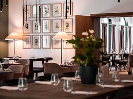 Mercure Maintenon