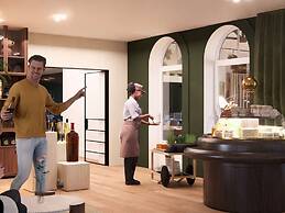 Mercure Maintenon