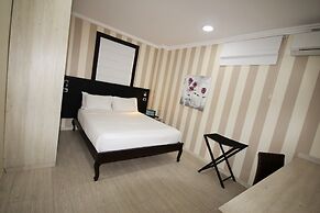 Cedros Inn Boutique Hotel
