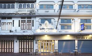 Golden Mountain Hostel