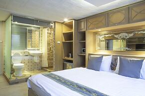 Golden Mountain Hostel