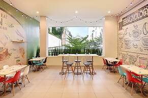 Ibis Jakarta Harmoni