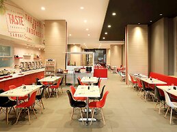 Ibis Jakarta Harmoni