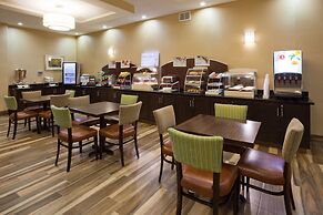 Holiday Inn Express & Suites Davenport by IHG