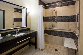 Holiday Inn Express & Suites Davenport by IHG