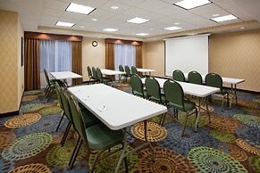 Holiday Inn Express & Suites Davenport by IHG