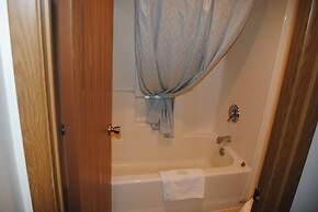 Asteria Inn and Suites