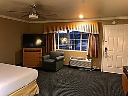 Lake Point Lodge