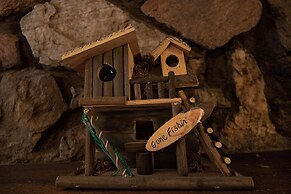 Embers Lodge and Cabins