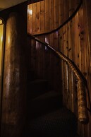 Embers Lodge and Cabins