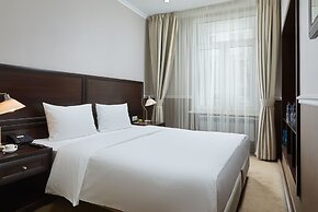 MIRROS Hotel Moscow Kremlin