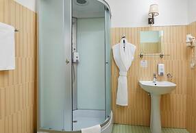 MIRROS Hotel Moscow Kremlin