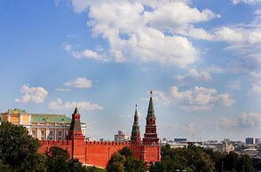 MIRROS Hotel Moscow Kremlin