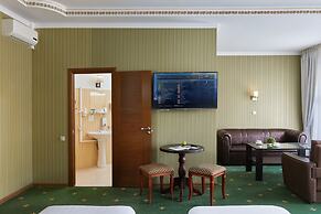 MIRROS Hotel Moscow Kremlin