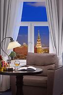 MIRROS Hotel Moscow Kremlin
